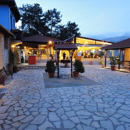 Hotel Frontzu Politia Giannina Esterno foto