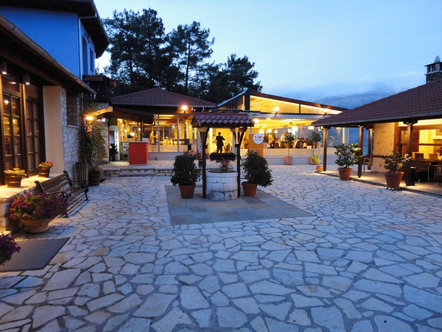 Hotel Frontzu Politia Giannina Esterno foto
